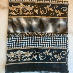 Scarf Kathie lee collection black gold